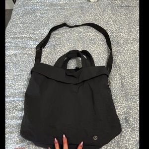 Lululemon ‘On My Level’ bag. 19L
